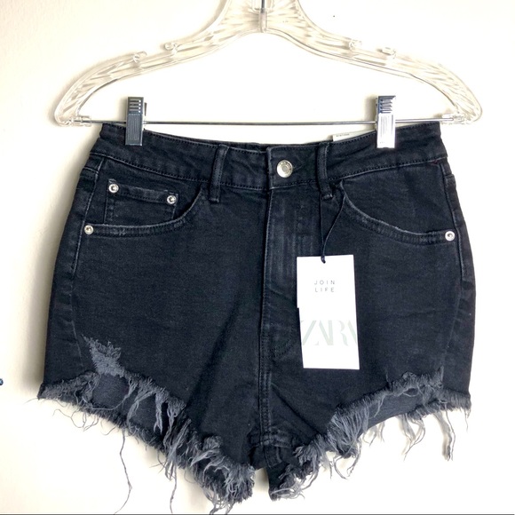 Black Zara Jean Cropped Distressed Shorts - Picture 1 of 4